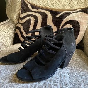 NEW Eileen fisher strappy suede sandal / bootie